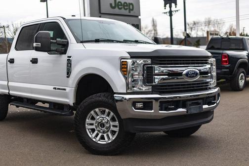 Oxford White 2019 Ford F-350 XLT
