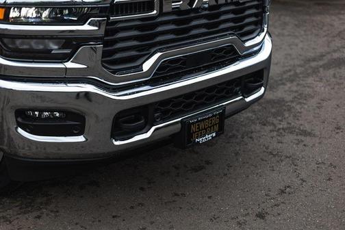 2026 RAM 3500 Tradesman Crew Cab 4x4 8' Box