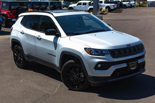 2025 Jeep Compass Latitude