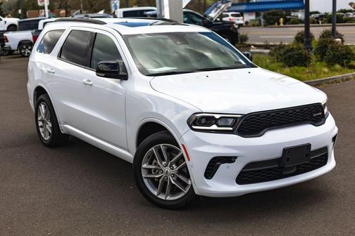 White Knuckle Clearcoat 2025 Dodge Durango GT Plus