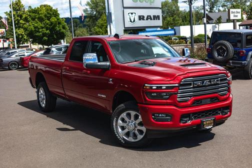 Molten Red Pearlcoat 2026 RAM 2500 Laramie Crew Cab 4x4 8' Box