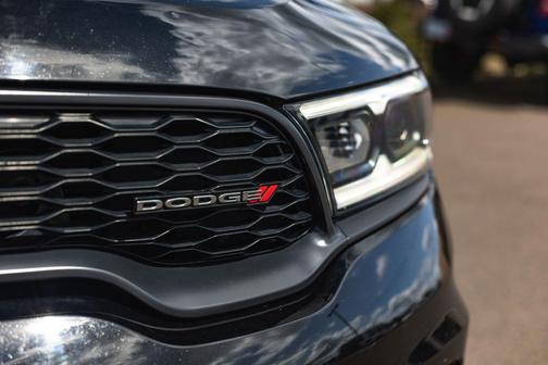 DB Black Crystal Clearcoat 2024 Dodge Durango GT Plus