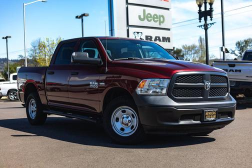 Delmonico Red Pearlcoat 2016 RAM 1500 Tradesman