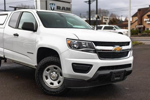 Summit White 2016 Chevrolet Colorado WT