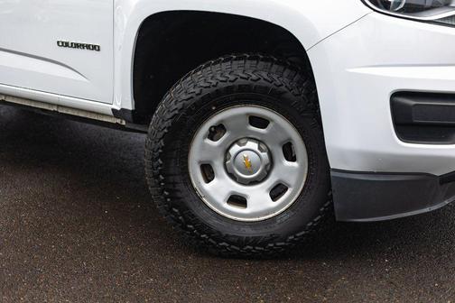 Summit White 2016 Chevrolet Colorado WT