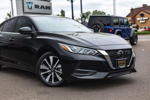 Super Black 2022 Nissan Sentra SV