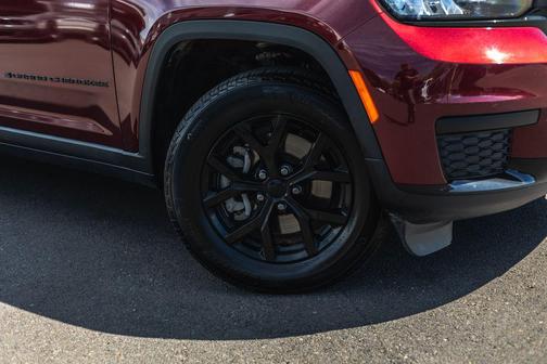 Velvet Red Pearlcoat 2024 Jeep Grand Cherokee L Altitude