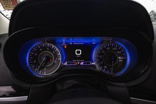 2023 Chrysler 300 Touring