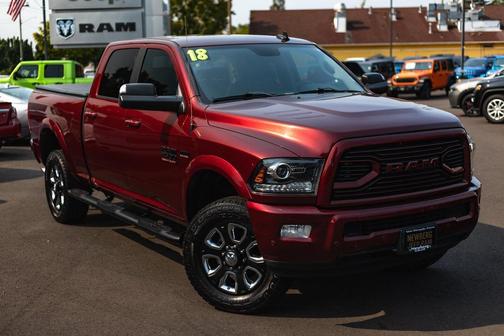 2018 RAM 2500 Laramie Crew Cab 4x4 6'4' Box