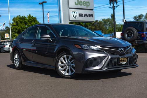 Gray 2024 Toyota Camry SE