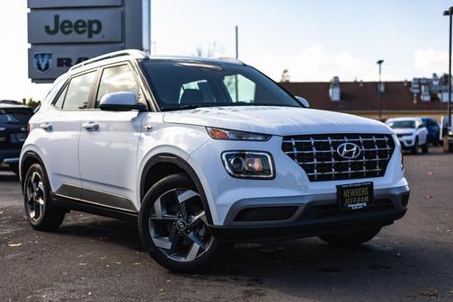 2022 Hyundai VENUE SEL