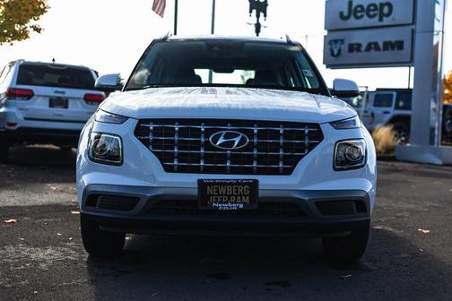 2022 Hyundai VENUE SEL