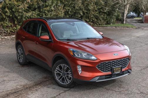 2020 Ford Escape SEL