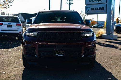 2025 Jeep Grand Cherokee L Altitude