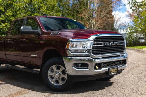 Delmonico Red Pearlcoat 2021 RAM 2500 Big Horn Crew Cab 4x4 8' Box