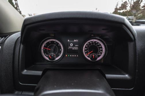 Bright White Clearcoat 2022 RAM 1500 Classic SLT