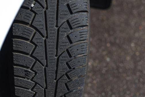 Bright White Clearcoat 2022 RAM 1500 Classic SLT