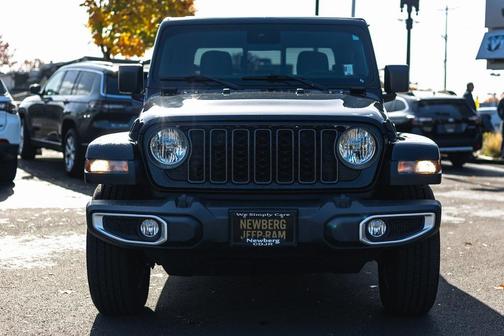 2024 Jeep Gladiator Sport S