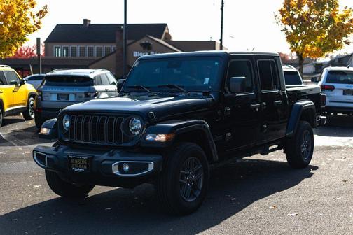 Black Clearcoat 2024 Jeep Gladiator Sport S