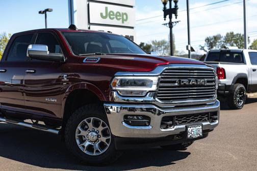 Delmonico Red Pearlcoat 2022 RAM 2500 Laramie Crew Cab 4x4 6'4' Box