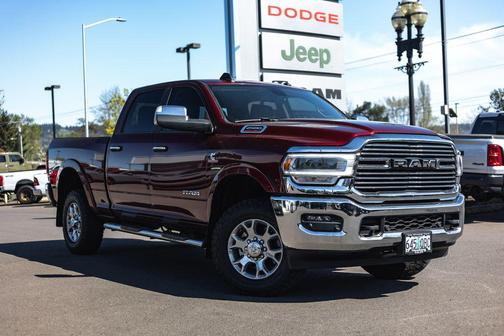 Delmonico Red Pearlcoat 2022 RAM 2500 Laramie Crew Cab 4x4 6'4' Box