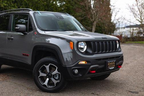 Sting-Gray Clearcoat 2021 Jeep Renegade Trailhawk