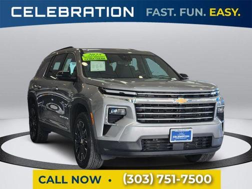 2025 Chevrolet Traverse LT