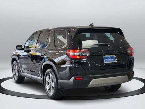Black 2023 Honda Pilot EX-L 7-Passenger
