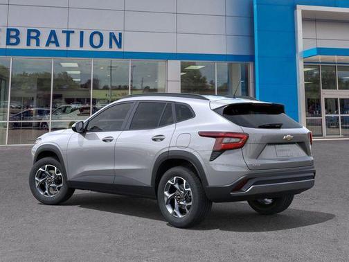 Sterling Gray Metallic 2026 Chevrolet Trax LT