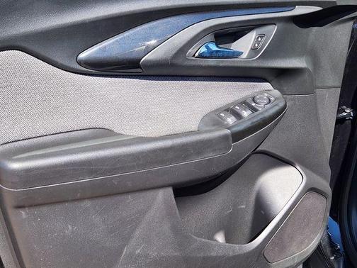 Mosaic Black Metallic 2021 Chevrolet Trailblazer LS