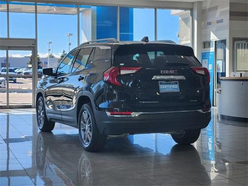 2022 GMC Terrain SLT