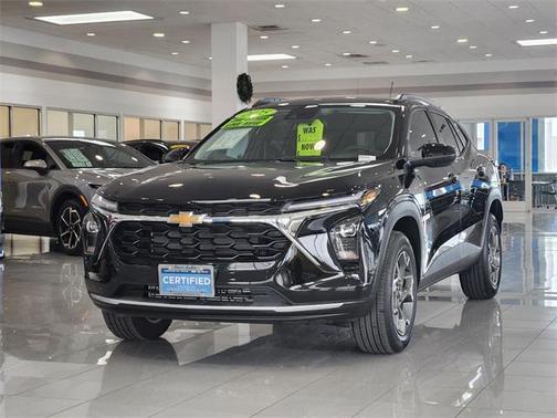 2025 Chevrolet Trax LT