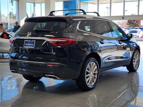 2018 Buick Enclave Essence