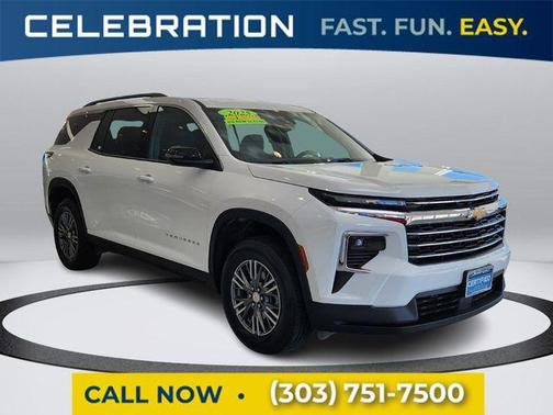 2025 Chevrolet Traverse LT