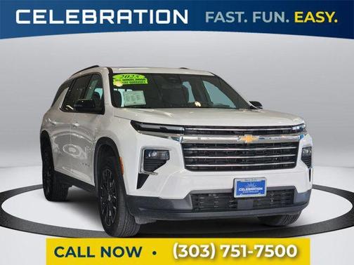 2025 Chevrolet Traverse LT