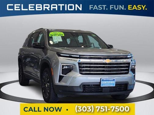 2025 Chevrolet Traverse LT