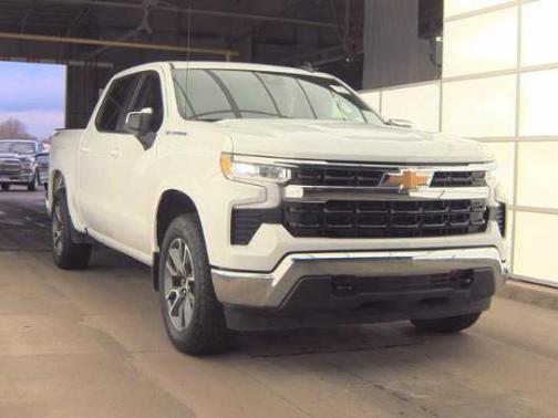 Summit White 2024 Chevrolet Silverado 1500 LT