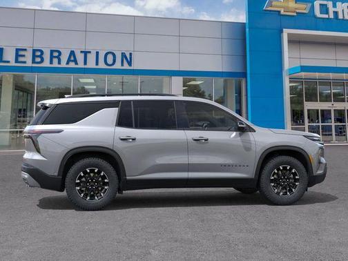 Sterling Gray Metallic 2026 Chevrolet Traverse Z71