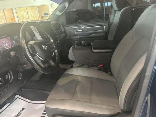 Patriot Blue Pearlcoat 2022 RAM 1500 Big Horn