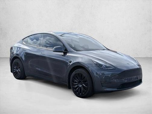 2023 Tesla Model Y Long Range Dual Motor All-Wheel Drive