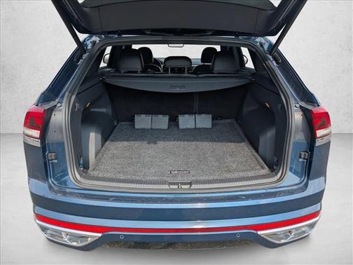 Tourmaline Blue Metallic 2022 Volkswagen Atlas Cross Sport 2.0T SEL