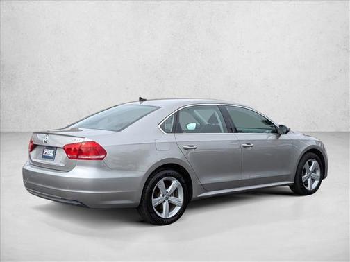 2012 Volkswagen Passat Base