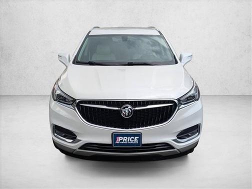White Frost Tricoat 2018 Buick Enclave Essence