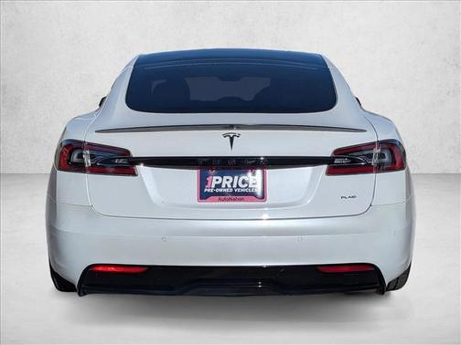 2021 Tesla Model S Plaid