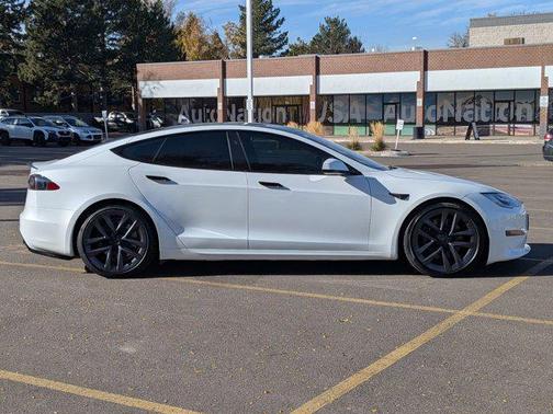 2021 Tesla Model S Plaid