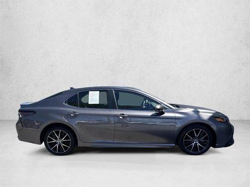 Predawn Gray Mica 2024 Toyota Camry SE
