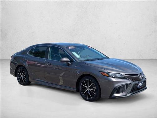 Predawn Gray Mica 2024 Toyota Camry SE