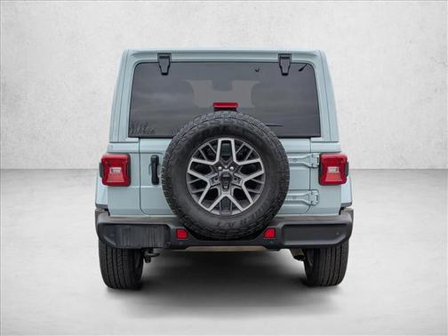 2024 Jeep Wrangler 4-Door Sahara 4x4