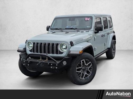 2024 Jeep Wrangler 4-Door Sahara 4x4