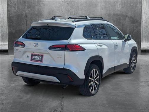 2023 Toyota Corolla Cross XLE